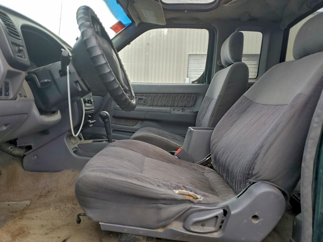 2000 Nissan Frontier King Cab Xe - Image 7