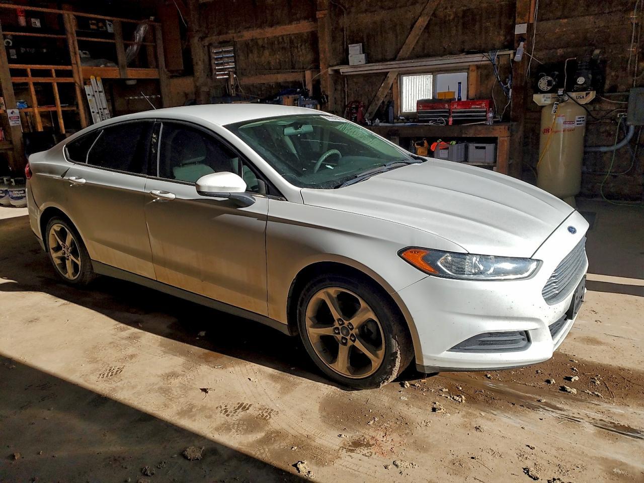 2014 Ford Fusion S - Image 4