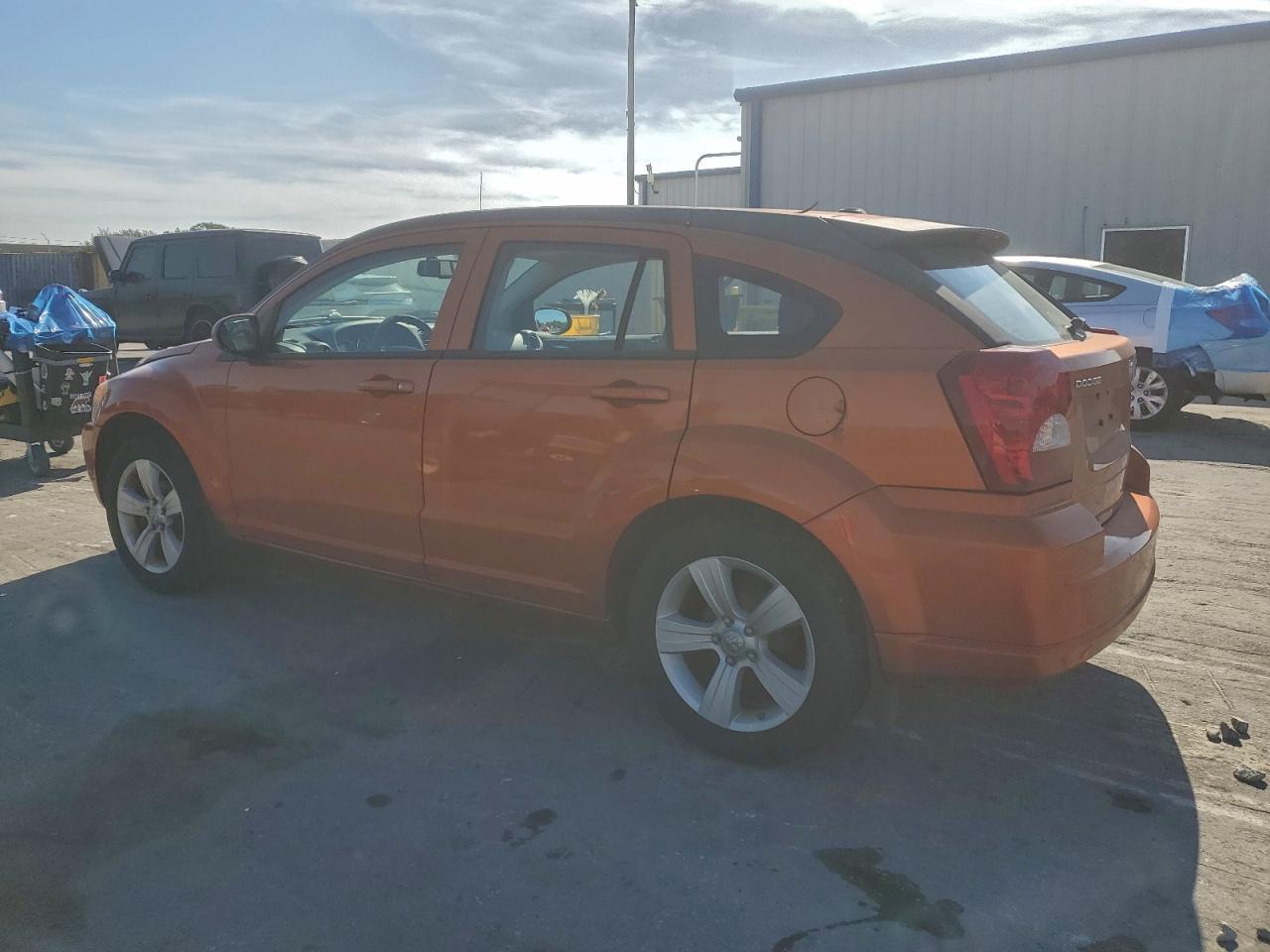 2011 Dodge Caliber Mainstreet - Image 2