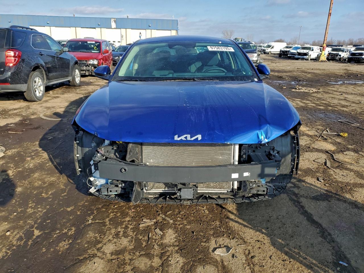 2025 Kia K4 Lx - Фото 5