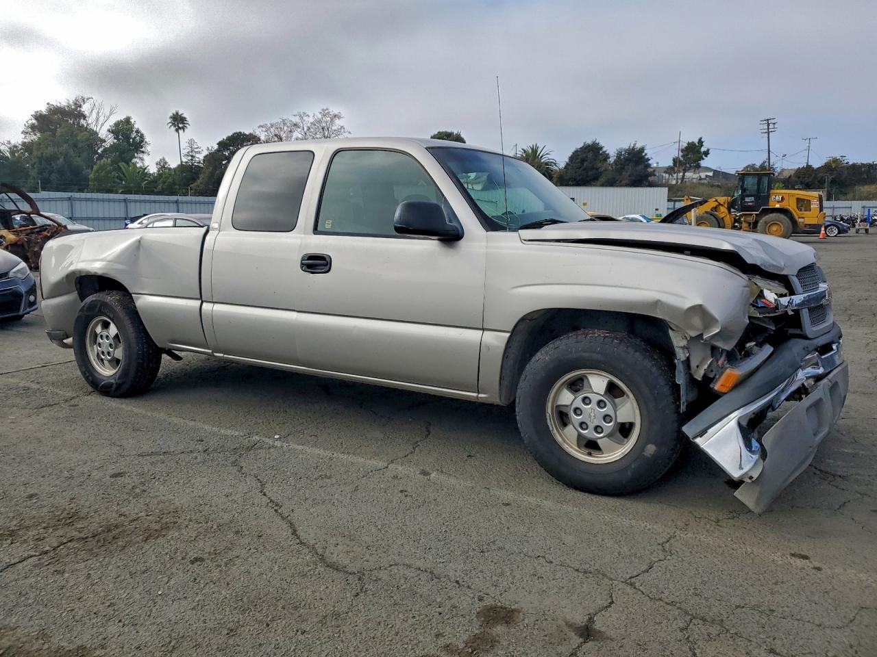 2004 Chevrolet Silverado - Фото 4