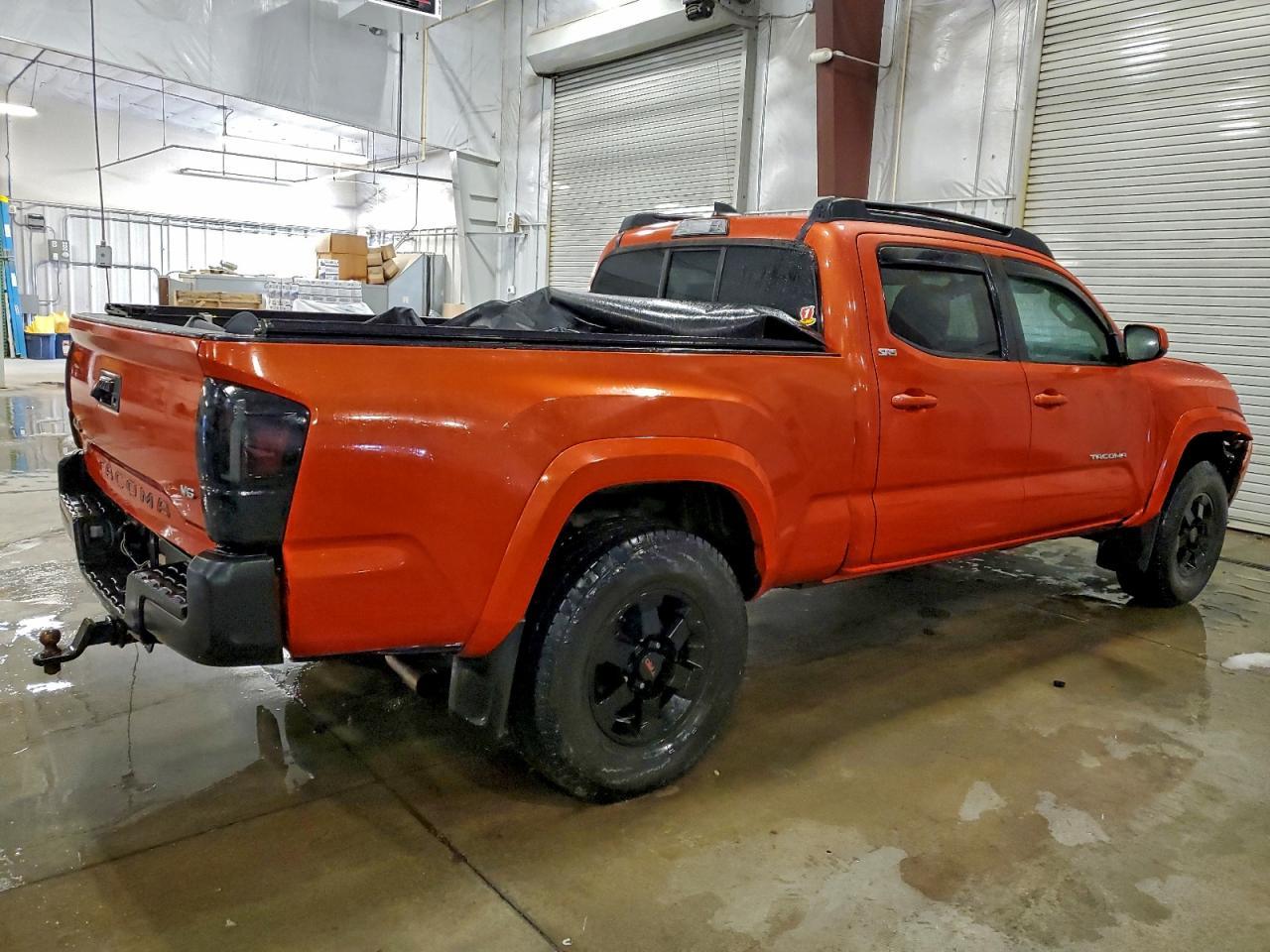 2017 Toyota Tacoma Double Cab - Фото 3