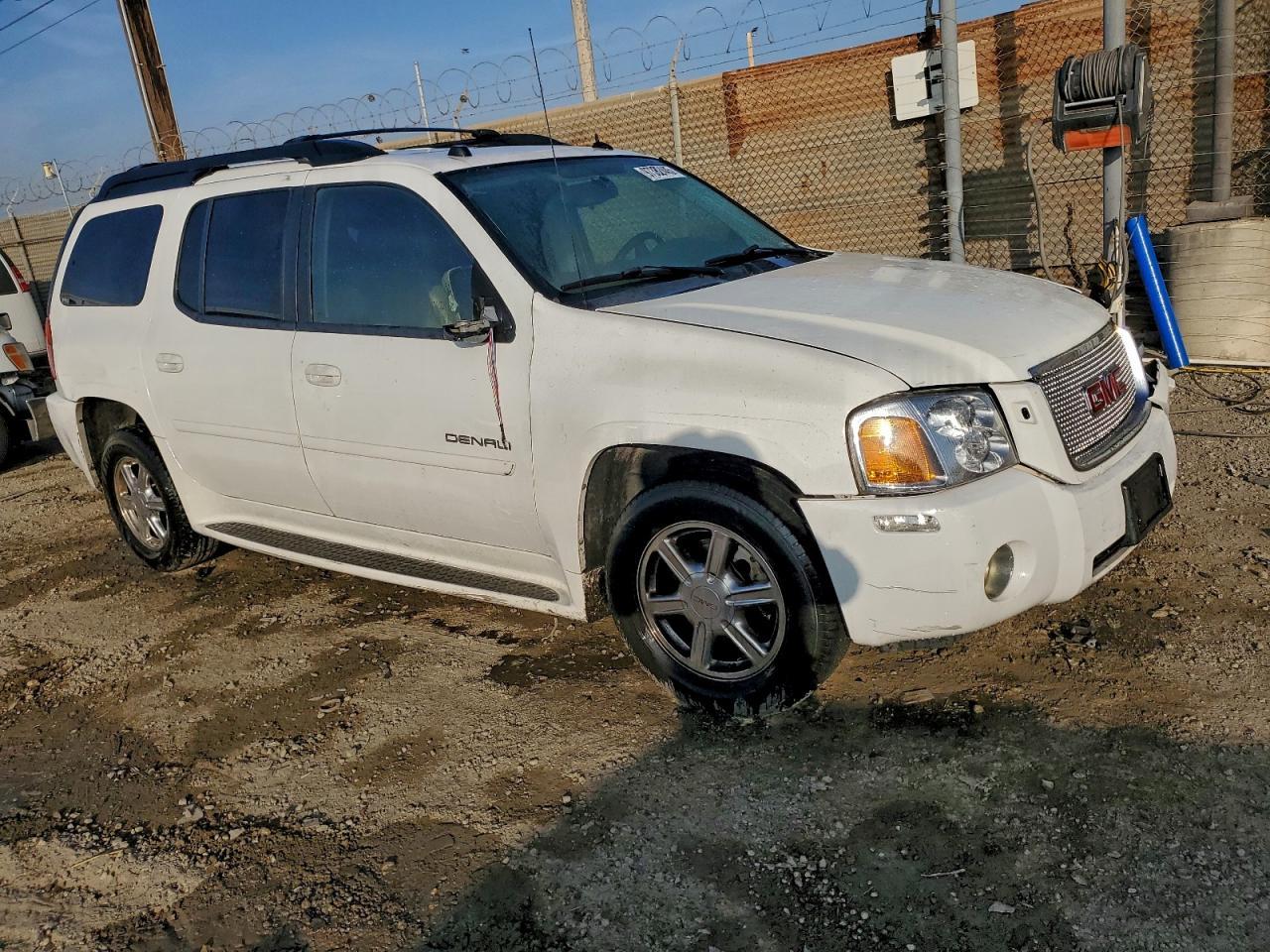 2005 GMC Envoy Denali Xl - Фото 4