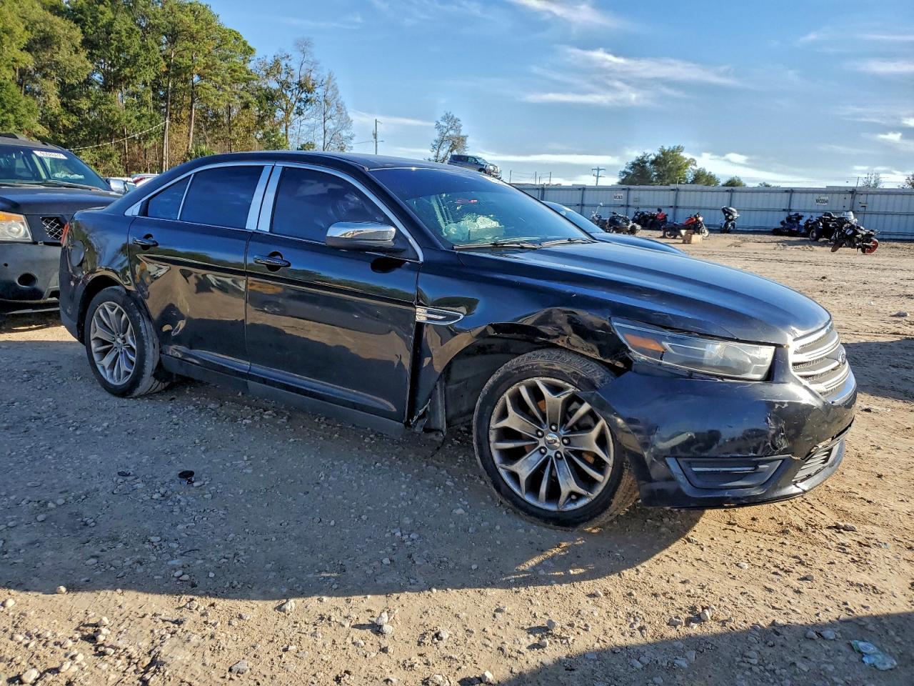 2015 Ford Taurus Sel - Фото 4