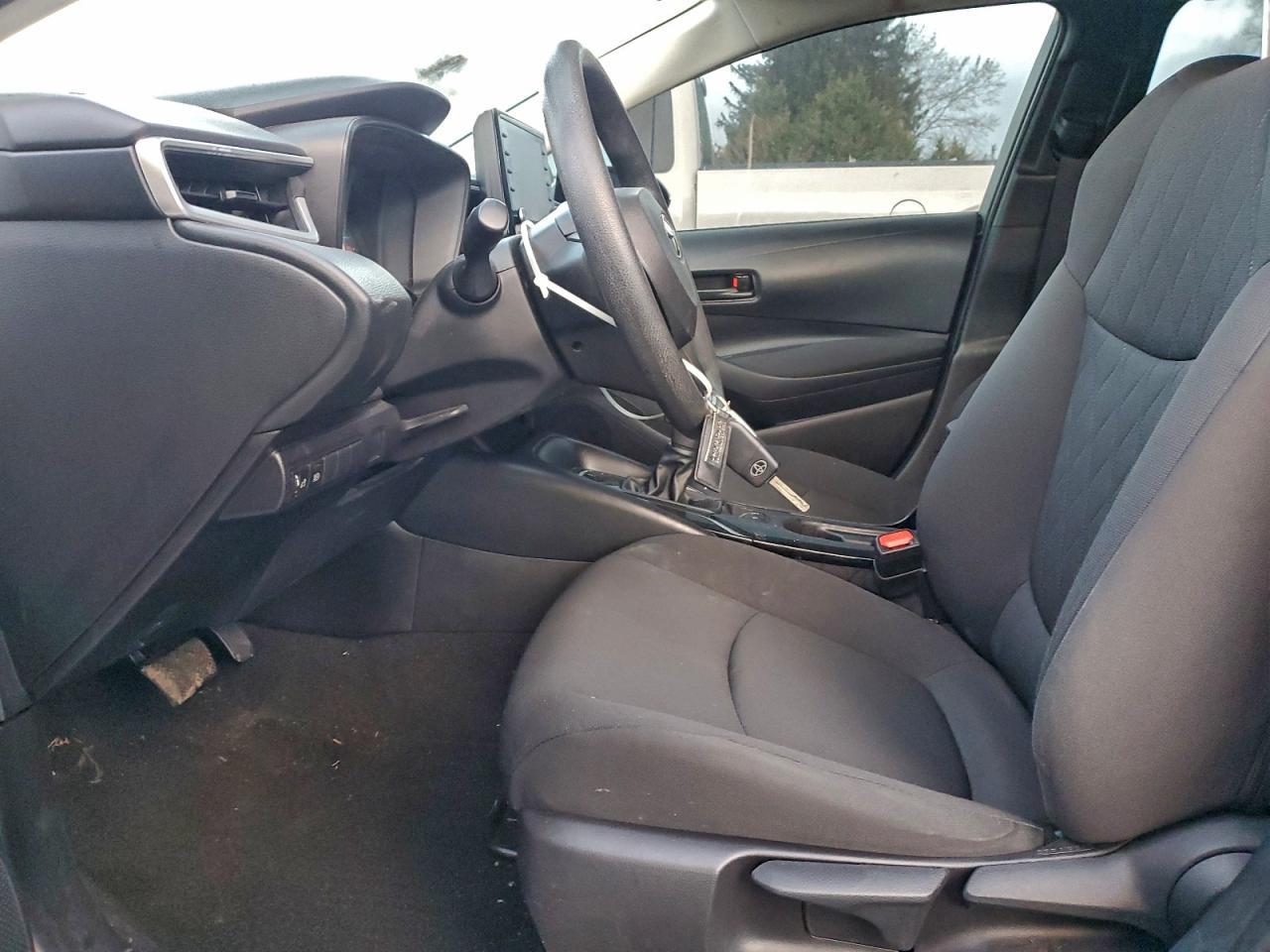 2022 Toyota Corolla Le - Image 7