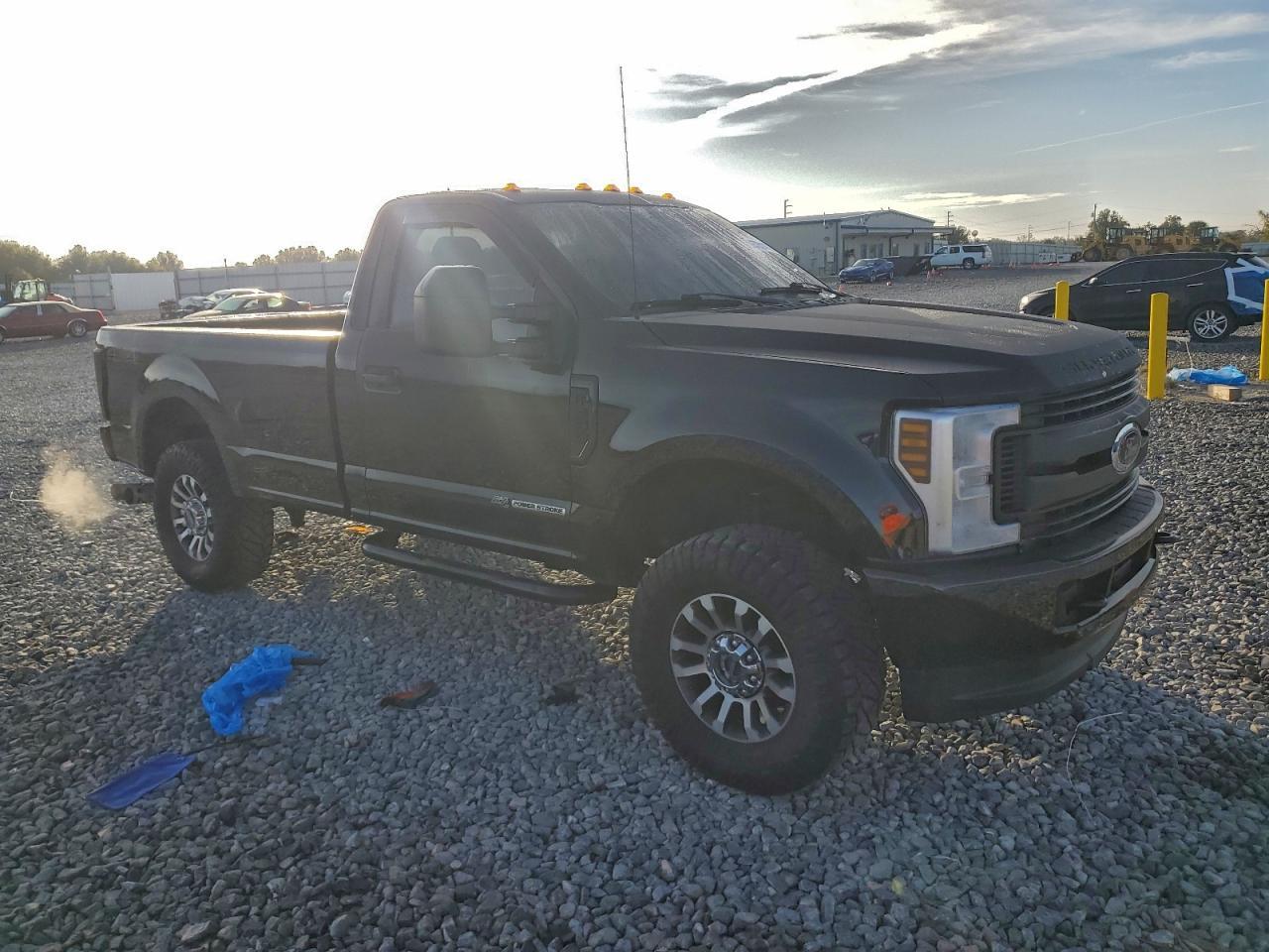2019 Ford F250 Super Duty - Image 4