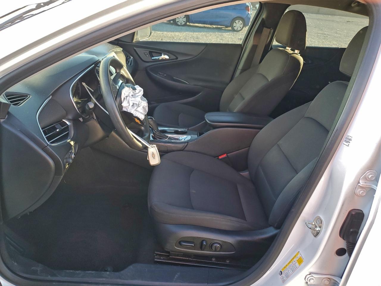 2018 Chevrolet Malibu Lt - Image 7