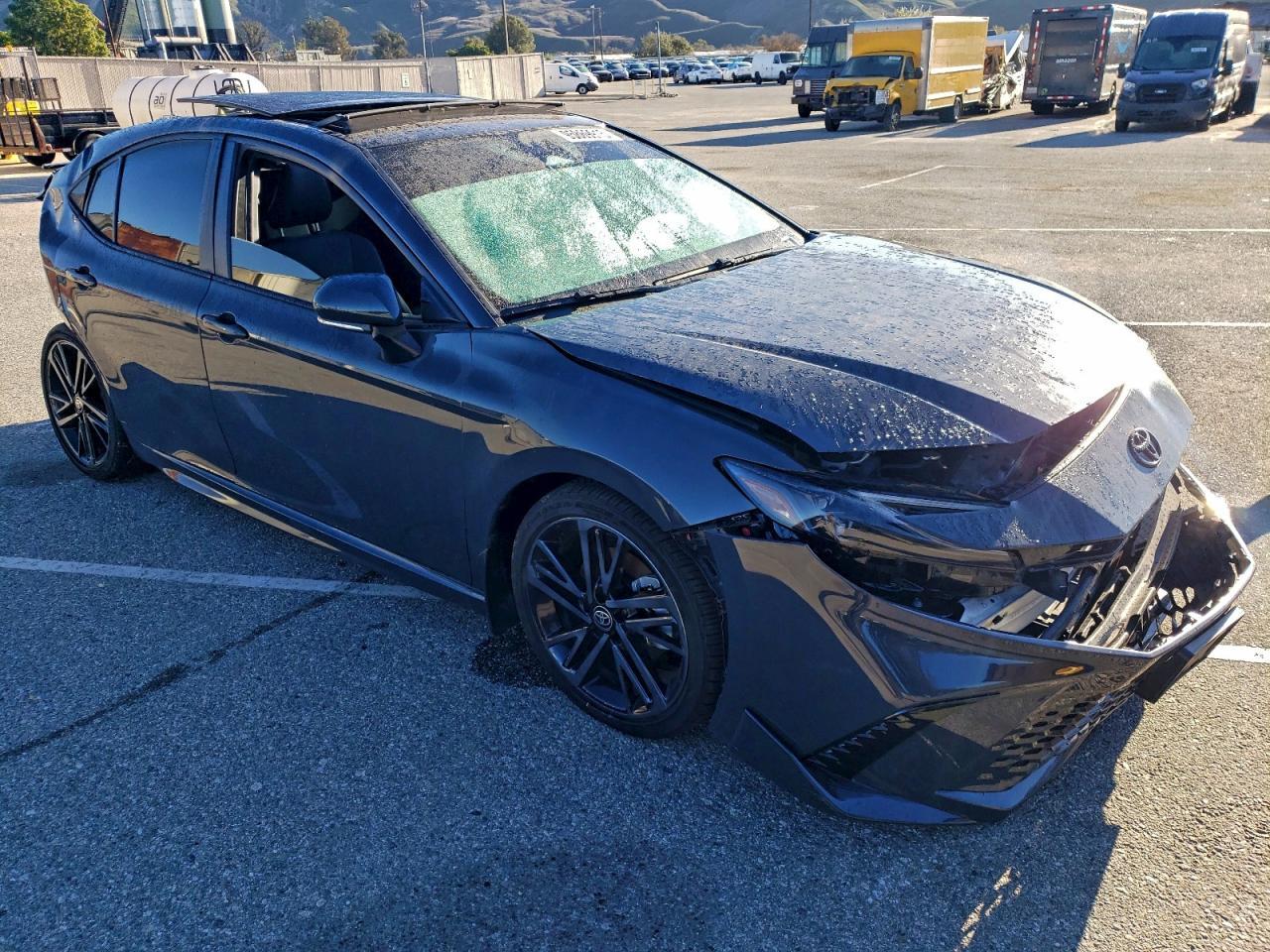 2025 Toyota Camry Xse - Image 4