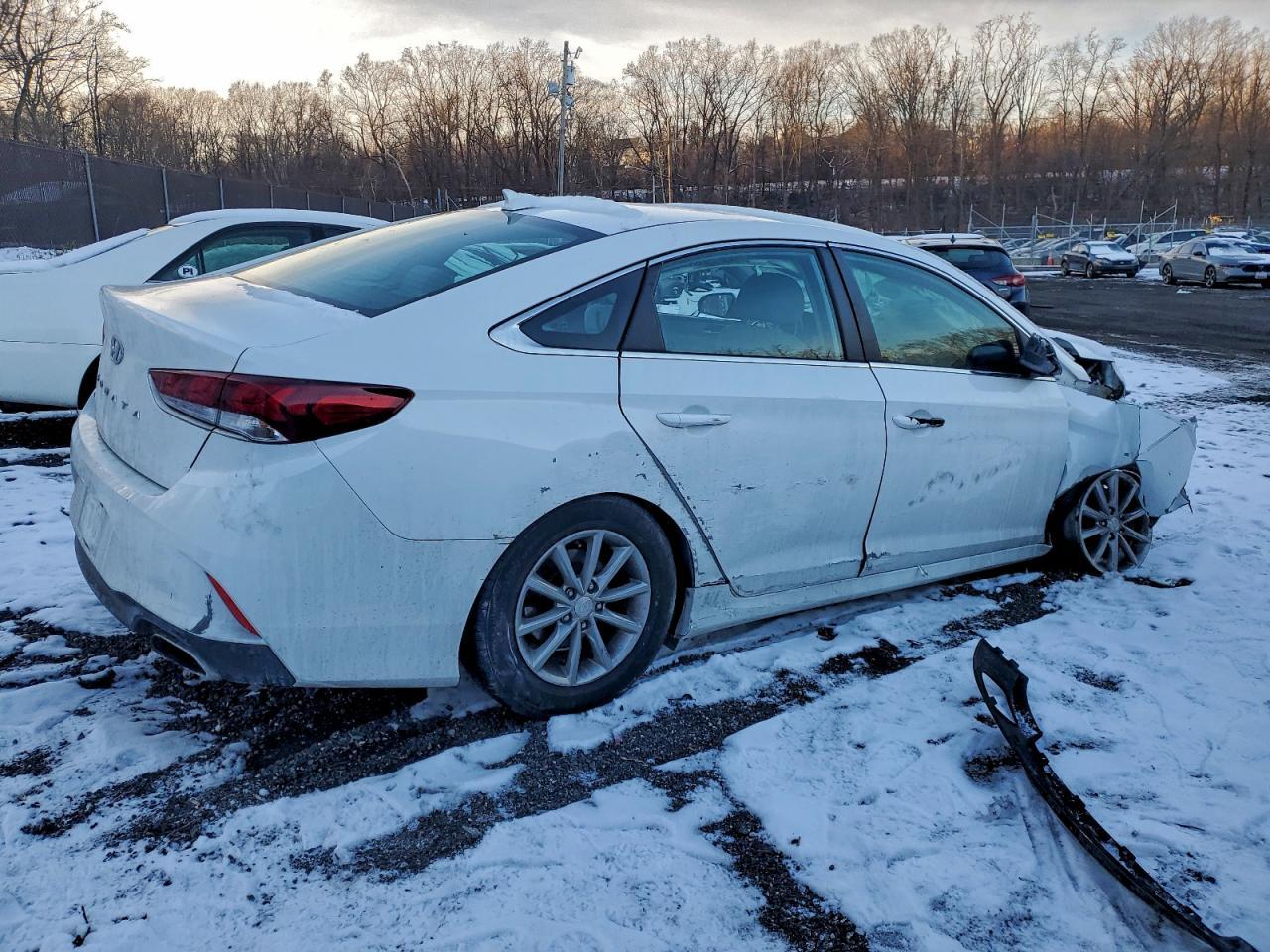 2019 Hyundai Sonata Se - Image 3