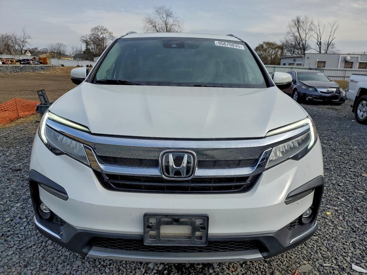 2022 Honda Pilot Touring - Фото 5