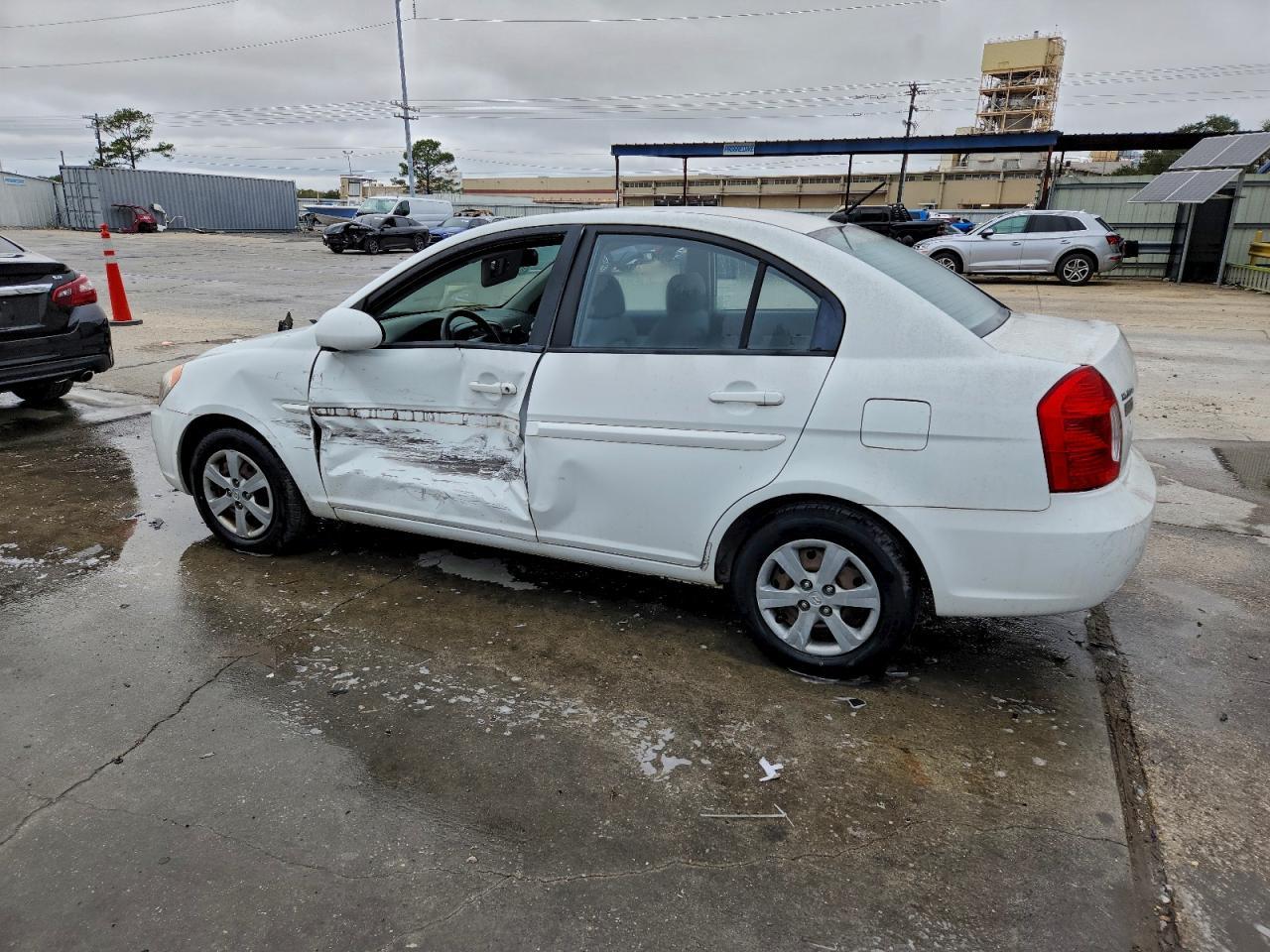 2009 Hyundai Accent Gls - Image 2