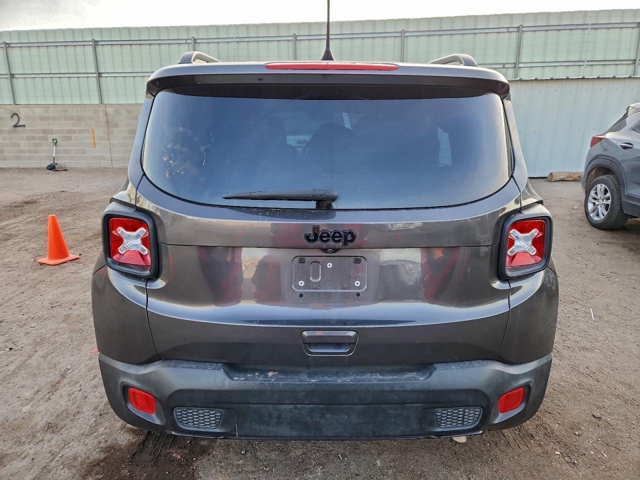 2018 Jeep Renegade Latitude - Фото 6