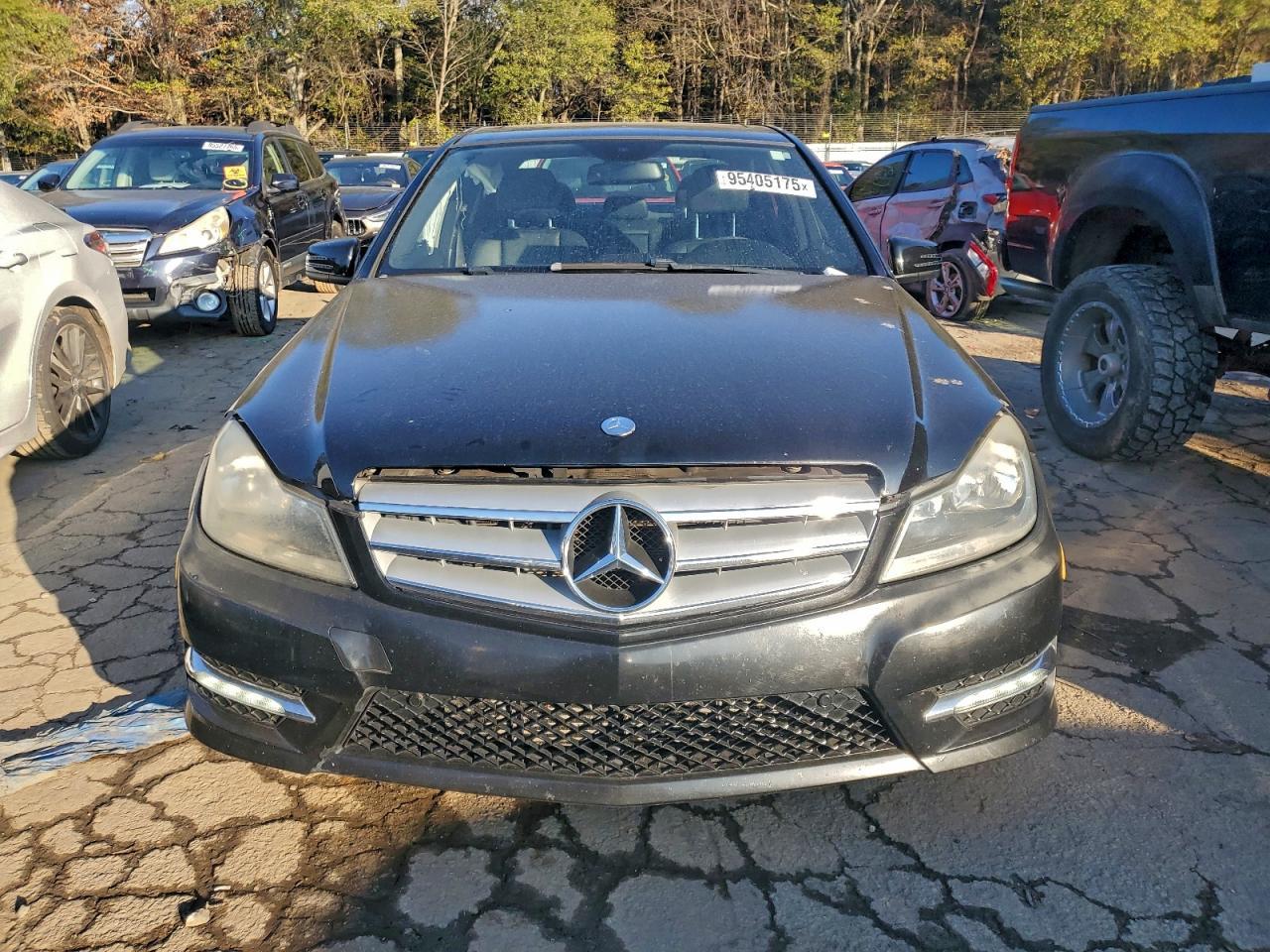 2014 Mercedes-Benz C 250 - Image 5
