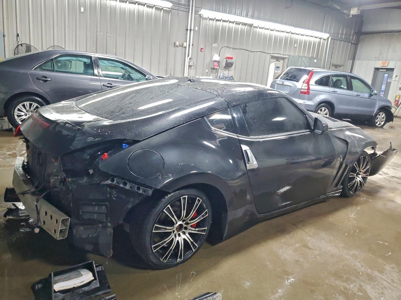 2014 Nissan 370Z Base - Фото 3