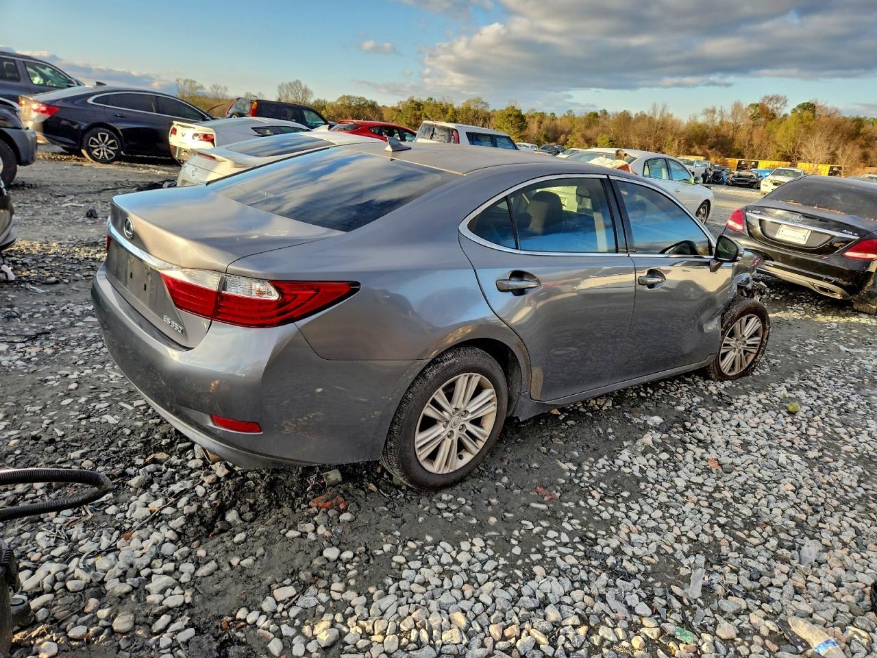 2014 Lexus Es 350 Base - Image 3