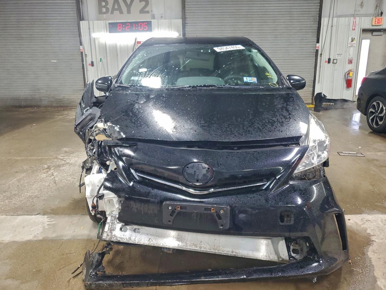 2014 Toyota Prius V Three - Фото 5