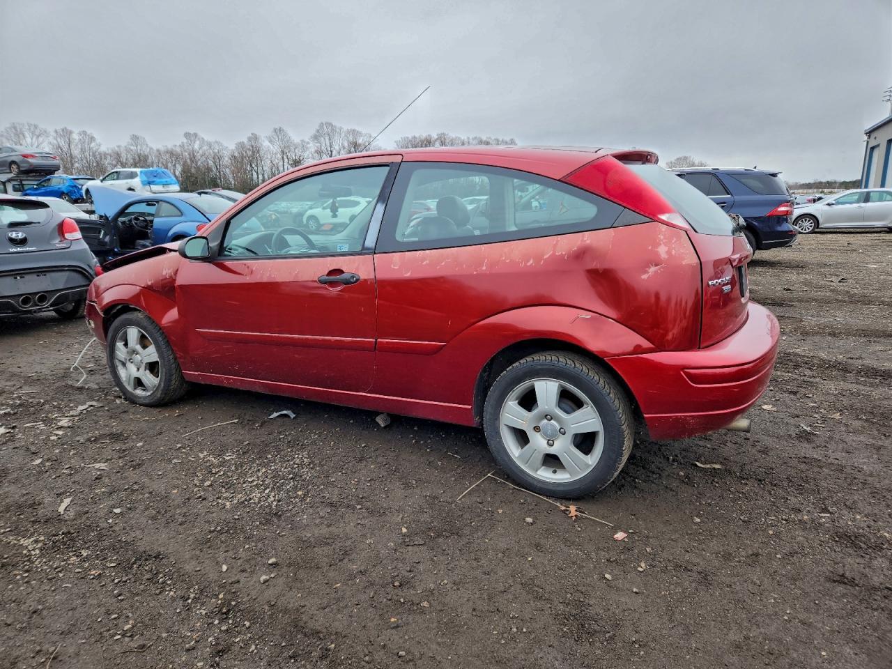 2005 Ford Focus Zx3 - Image 2