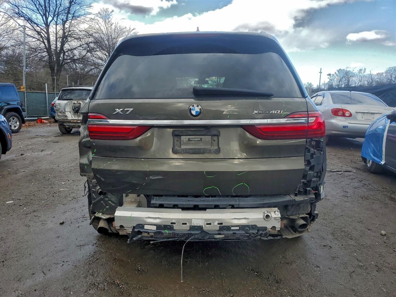 2021 BMW X7 xDrive40I - Фото 6