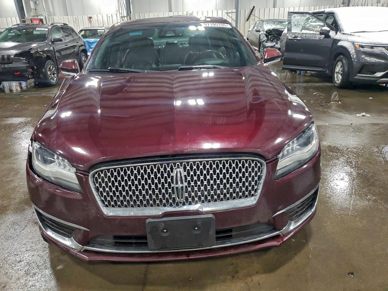 2017 Lincoln Townhouse Mkz - Image 5