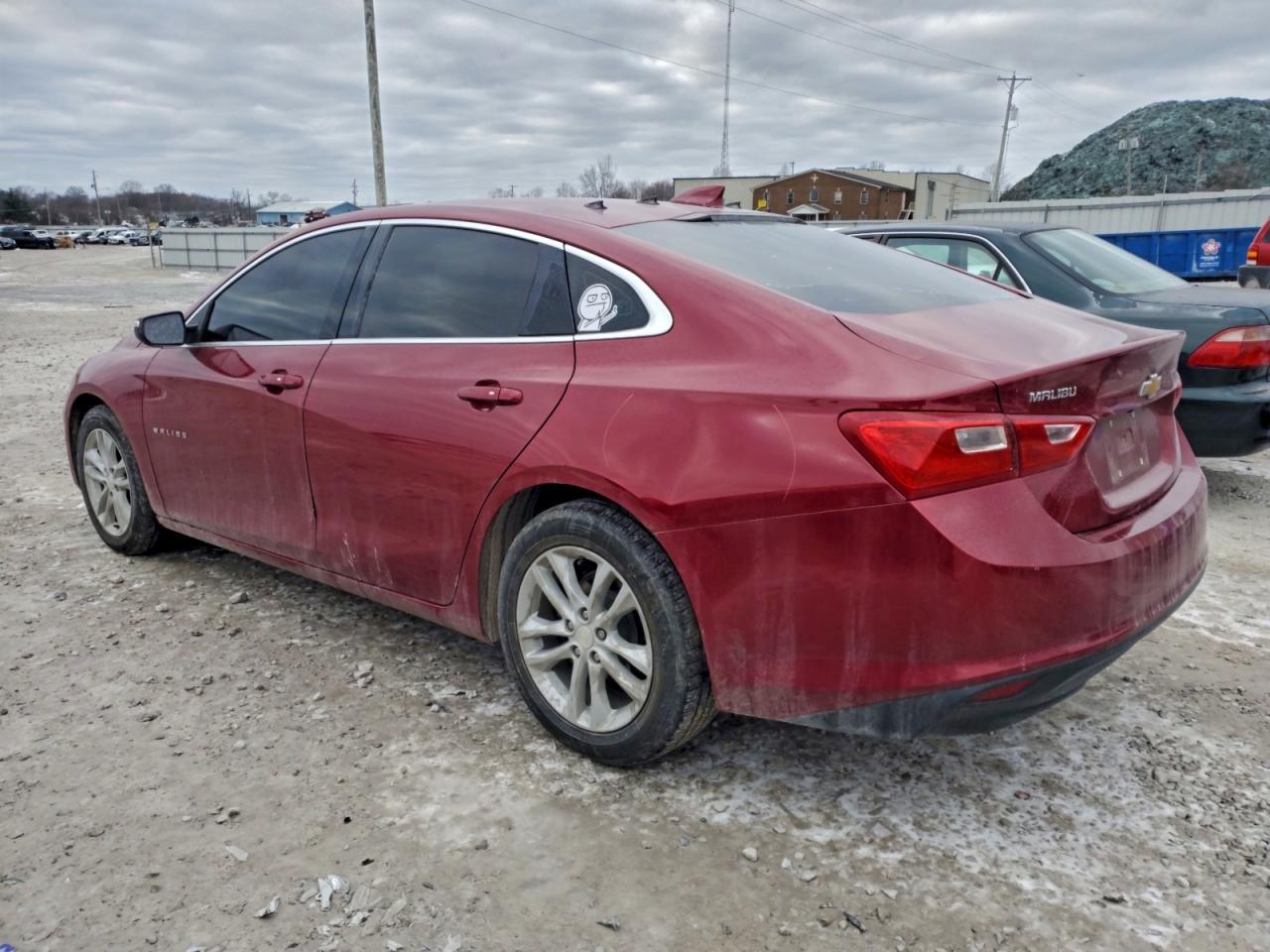 2018 Chevrolet Malibu Lt - Image 2