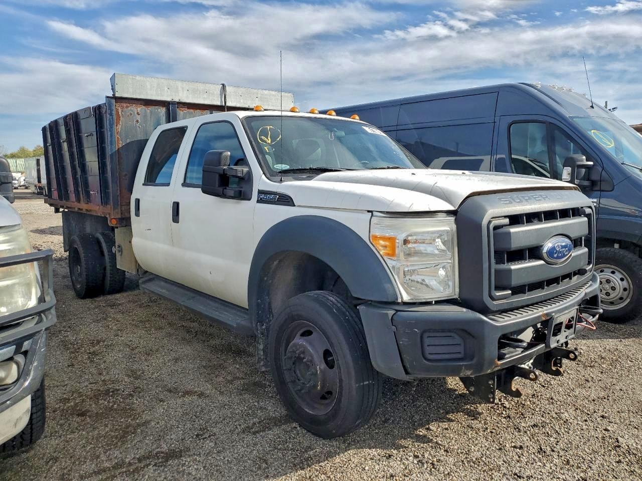 2015 Ford F450 Super Duty - Фото 4
