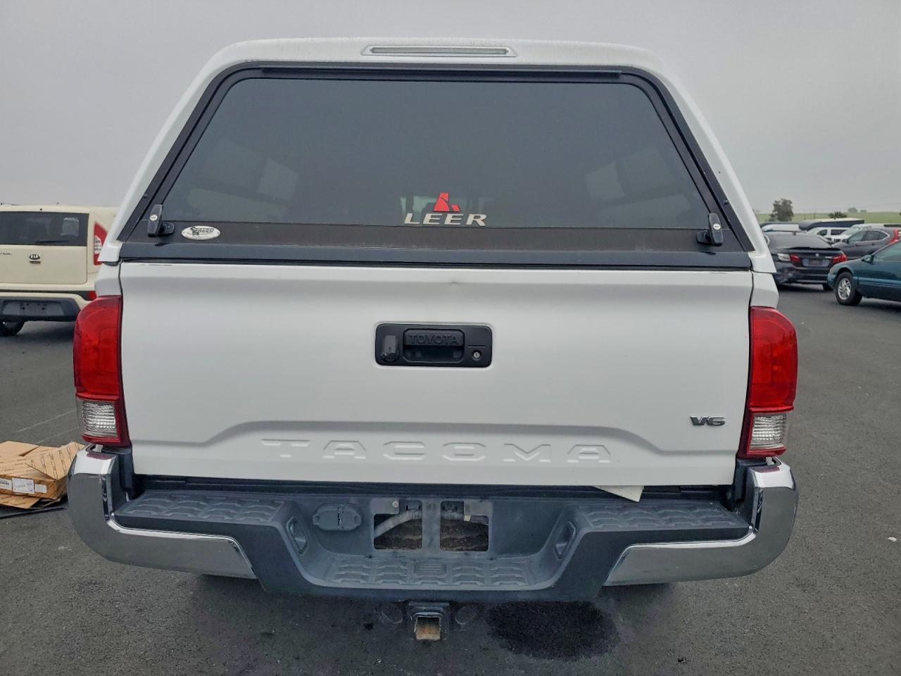 2017 Toyota Tacoma Double Cab - Фото 6