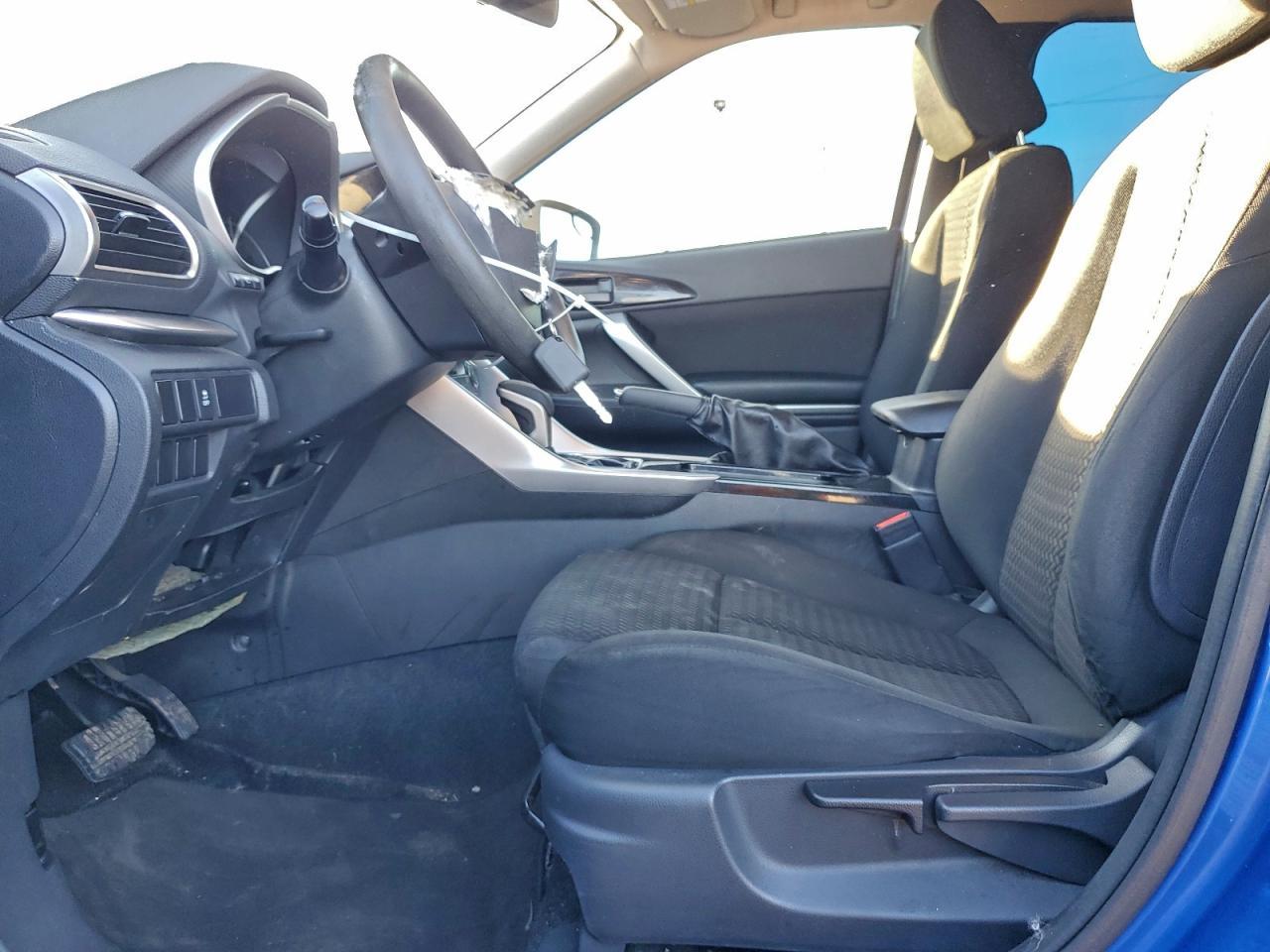 2018 Mitsubishi Eclipse Cross Es - Image 7