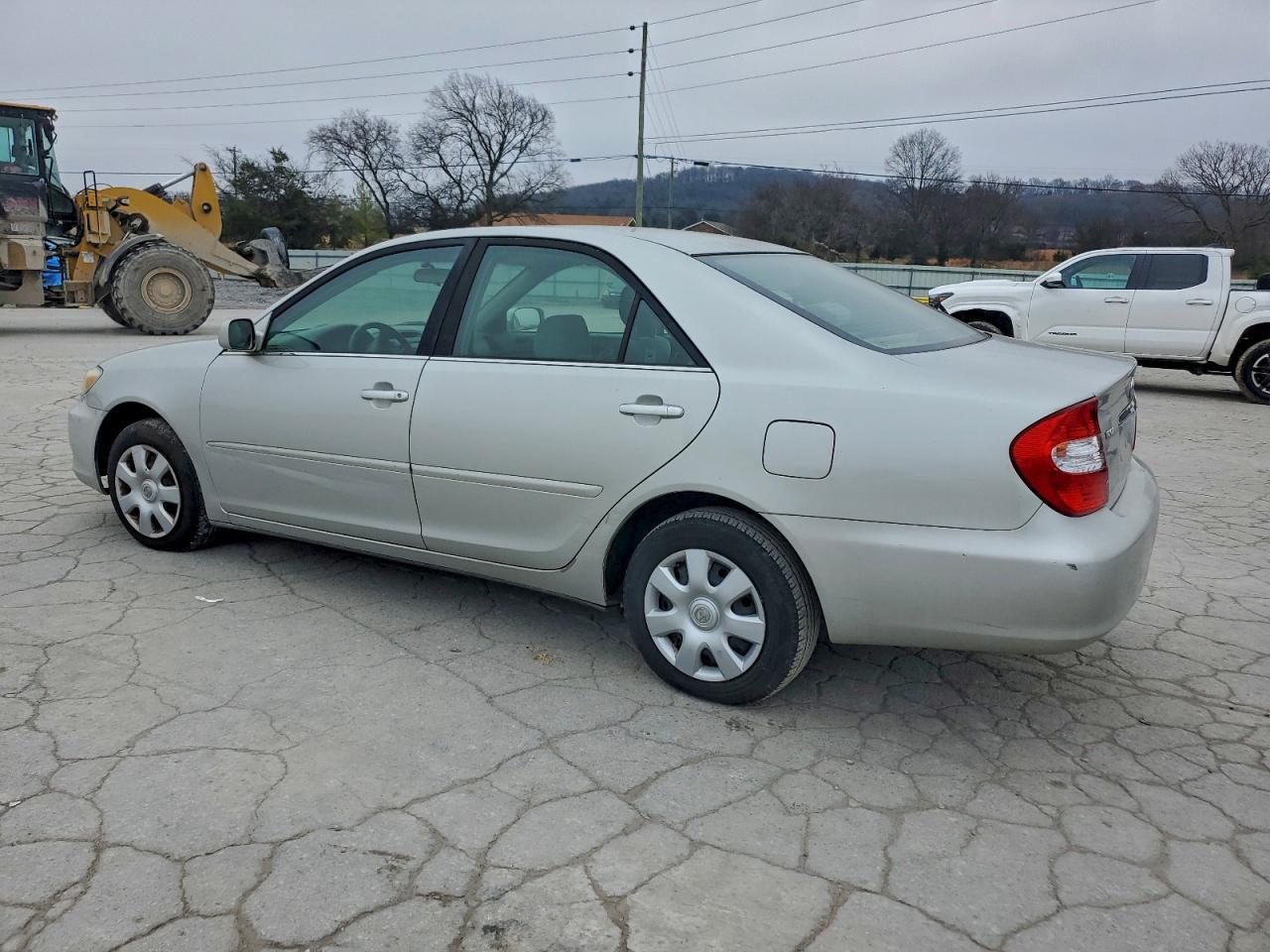 2003 Toyota Camry Le - Фото 2