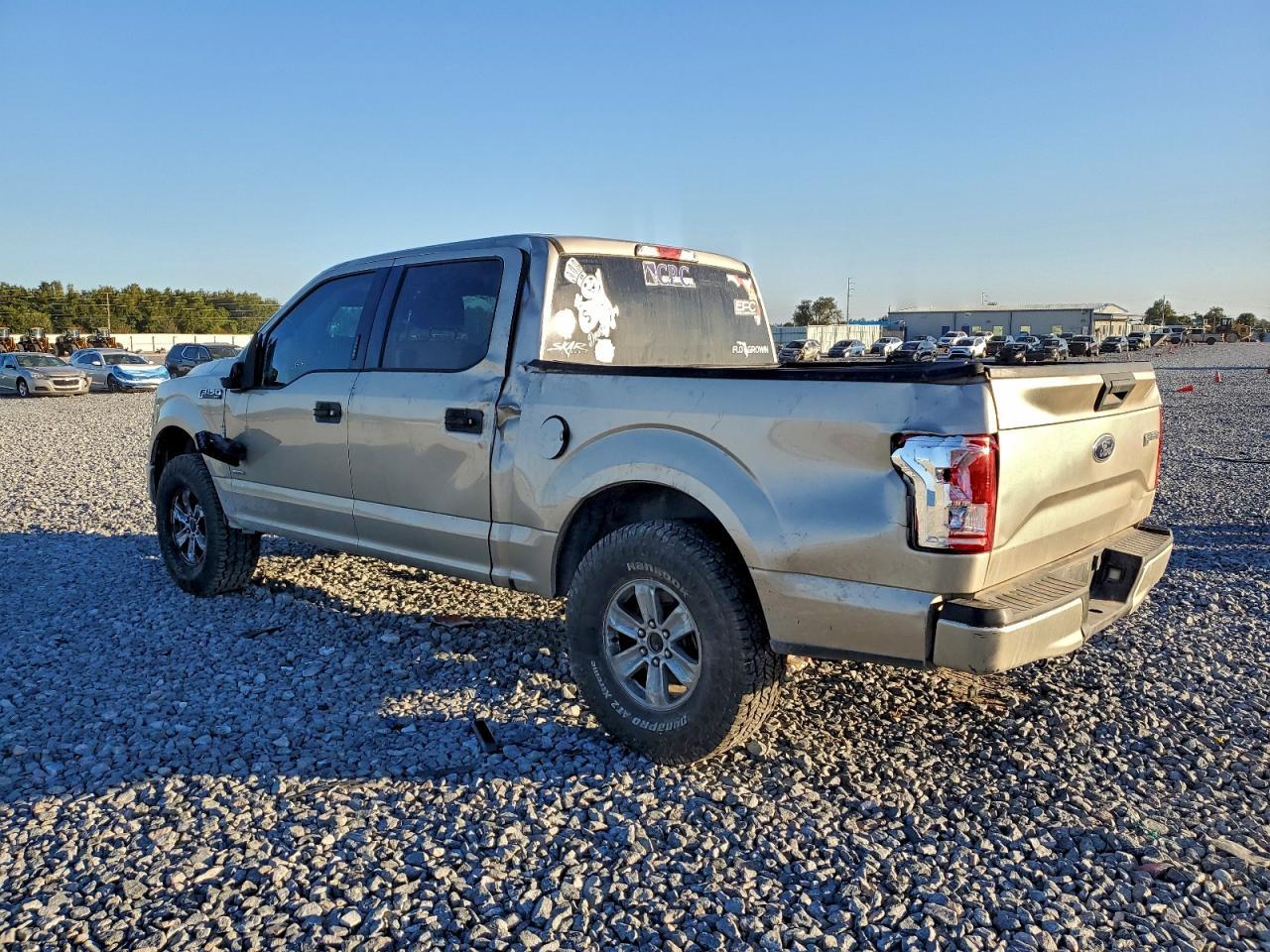 2017 Ford F150 Supercrew - Фото 2