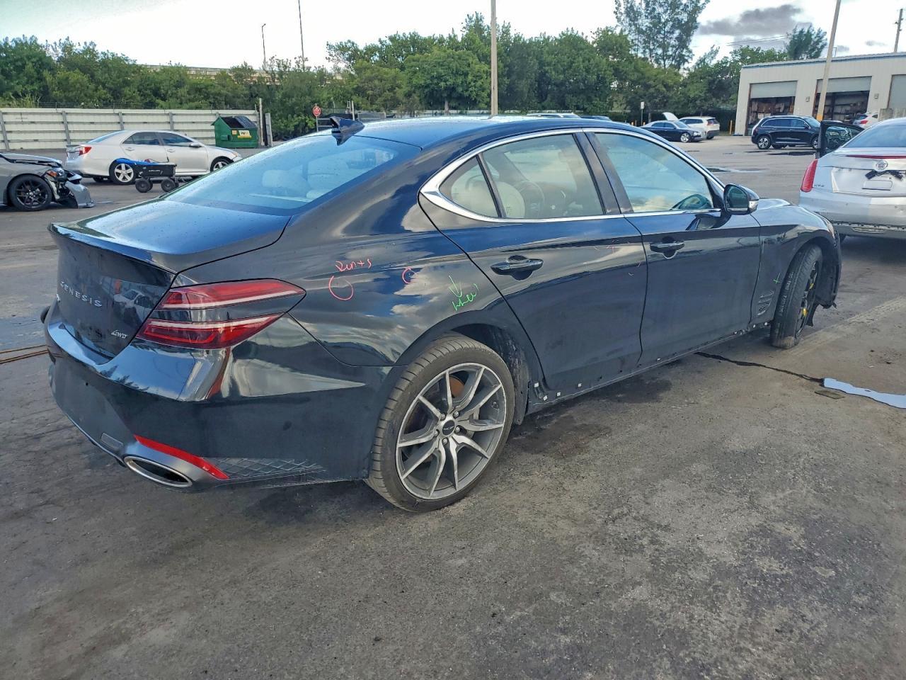 2024 Genesis G70 Base - Фото 3