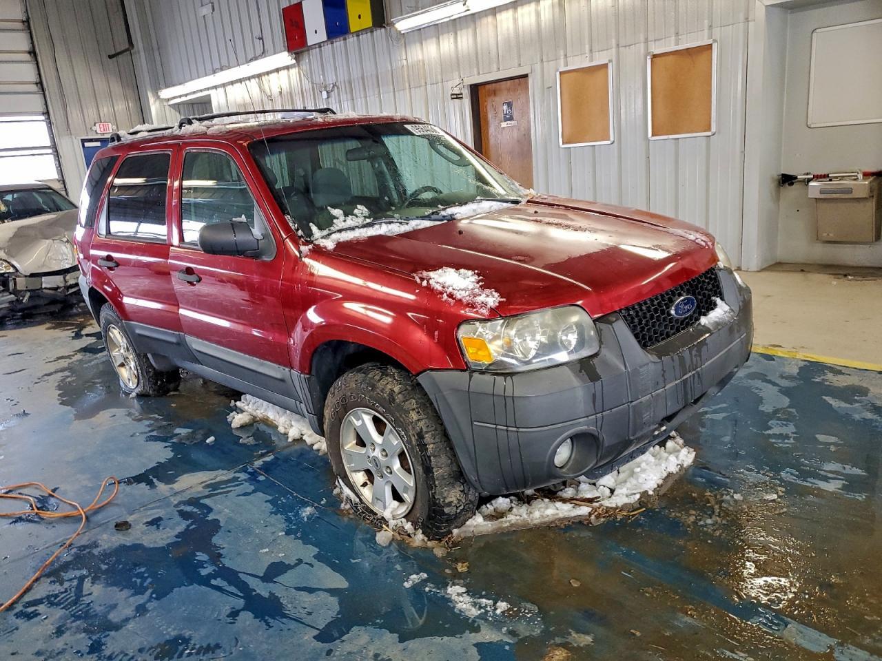 2007 Ford Escape - Фото 4