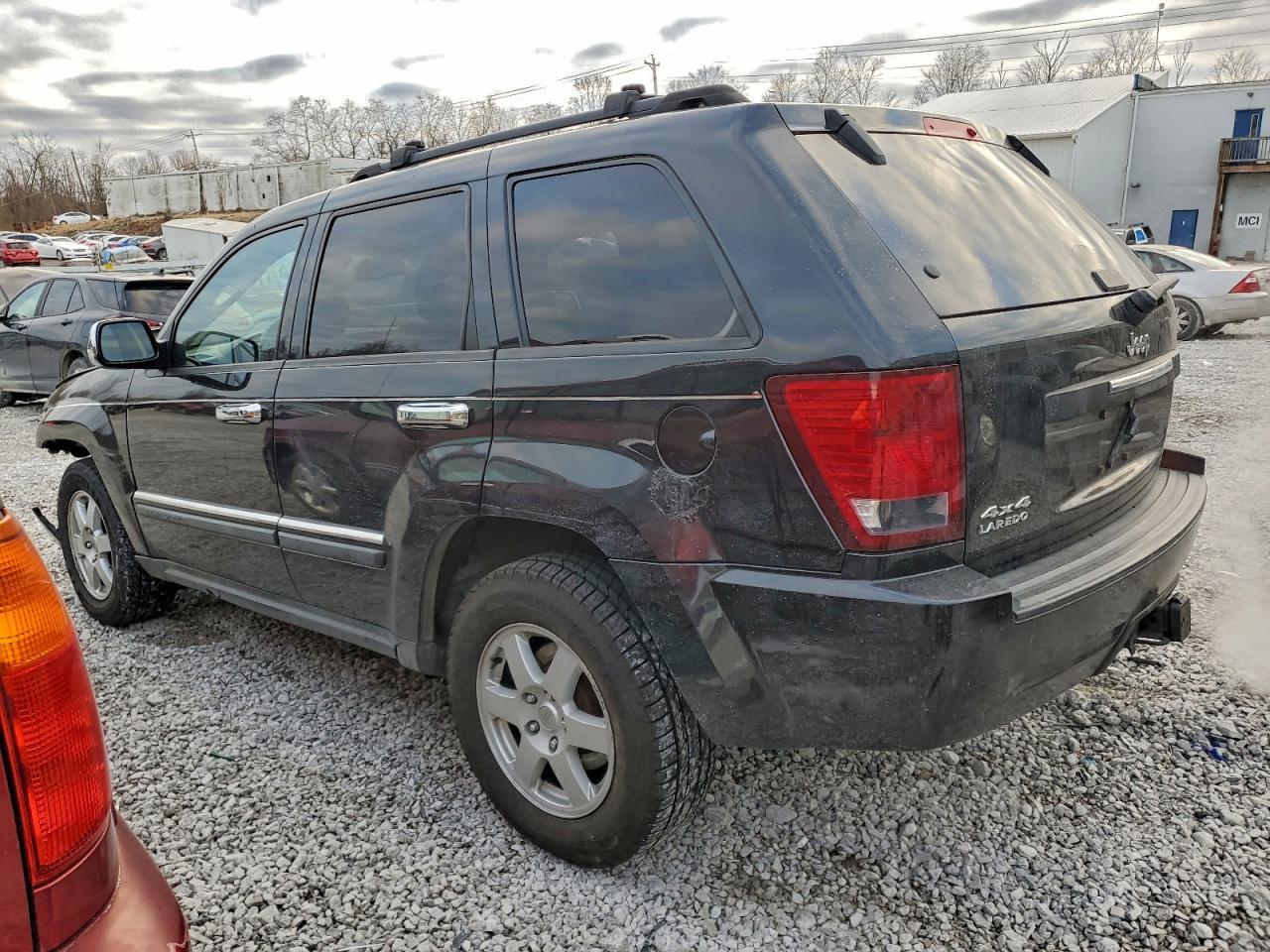 2009 Jeep Grand Cherokee Laredo - Фото 2