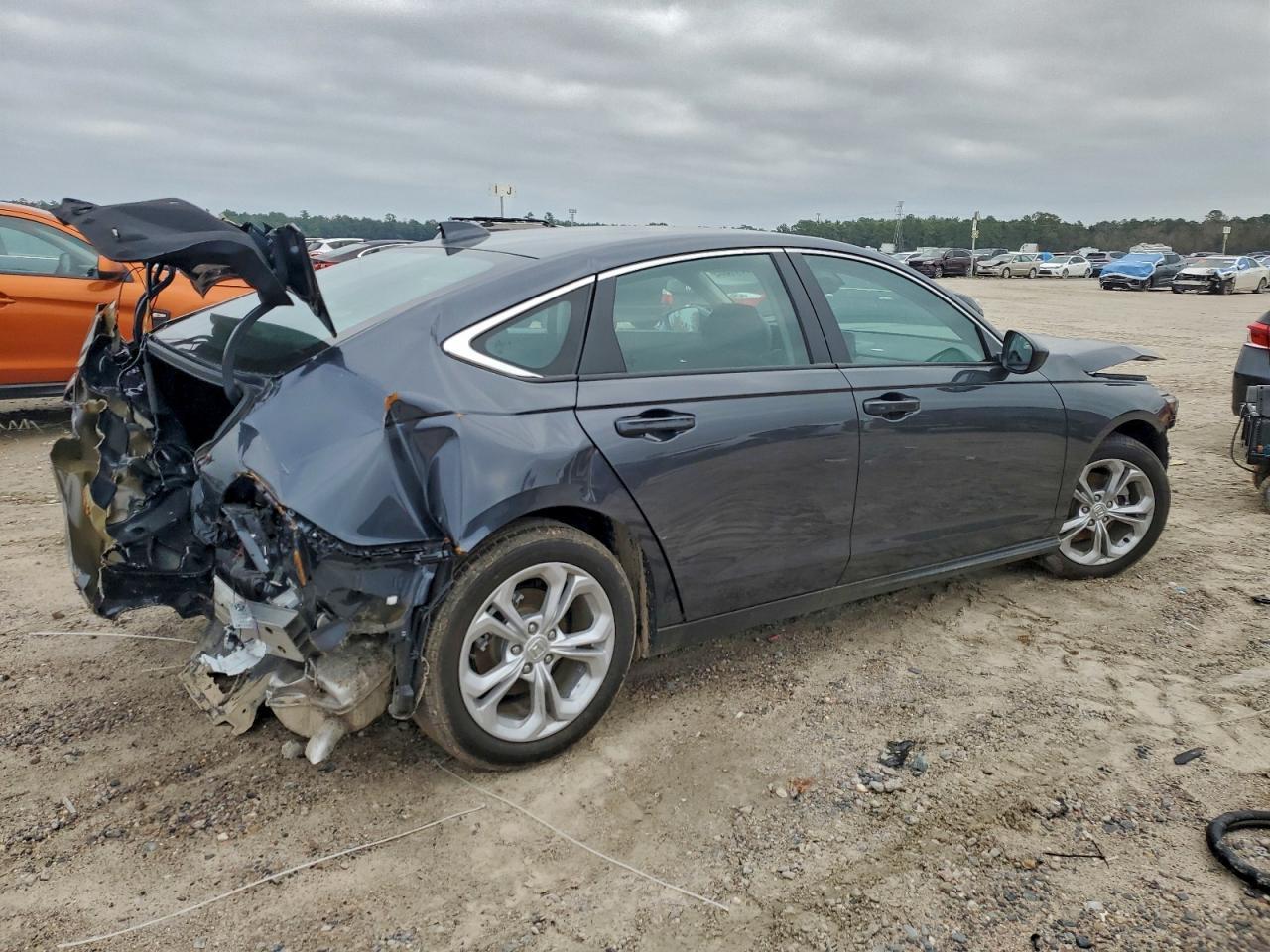 2025 Honda Accord Lx - Фото 3