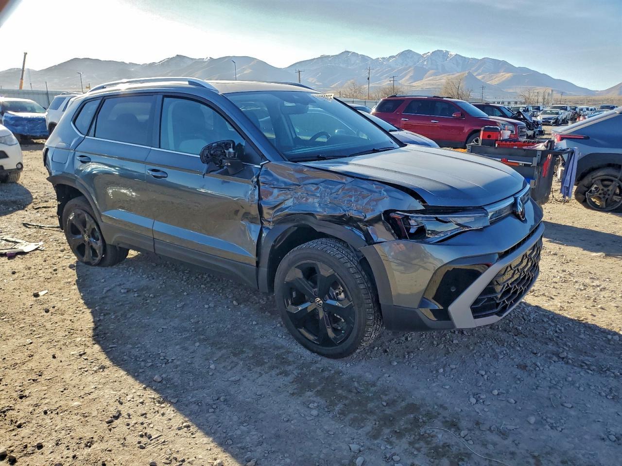 2025 Volkswagen Taos Sel - Фото 4