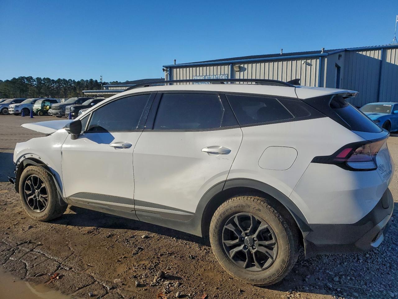 2023 Kia Sportage X-Pro - Image 2