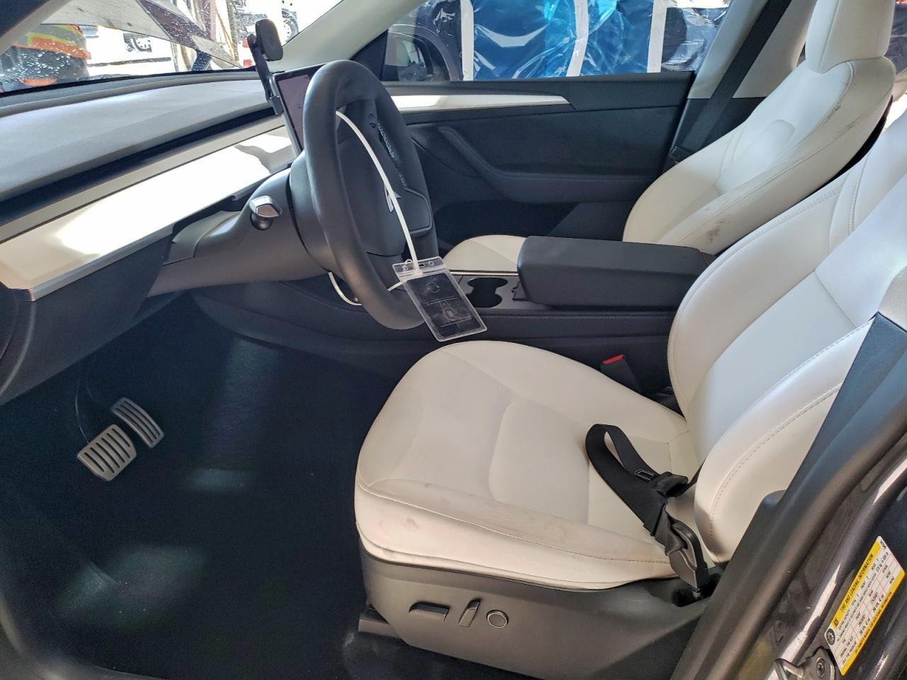 2023 Tesla Model Y - Фото 7