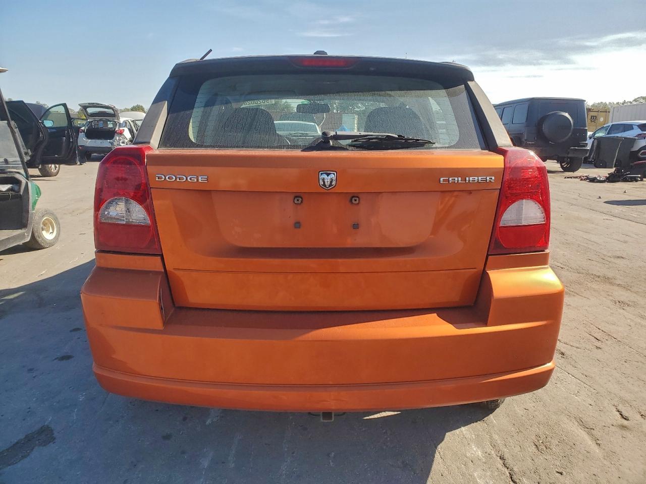 2011 Dodge Caliber Mainstreet - Image 6