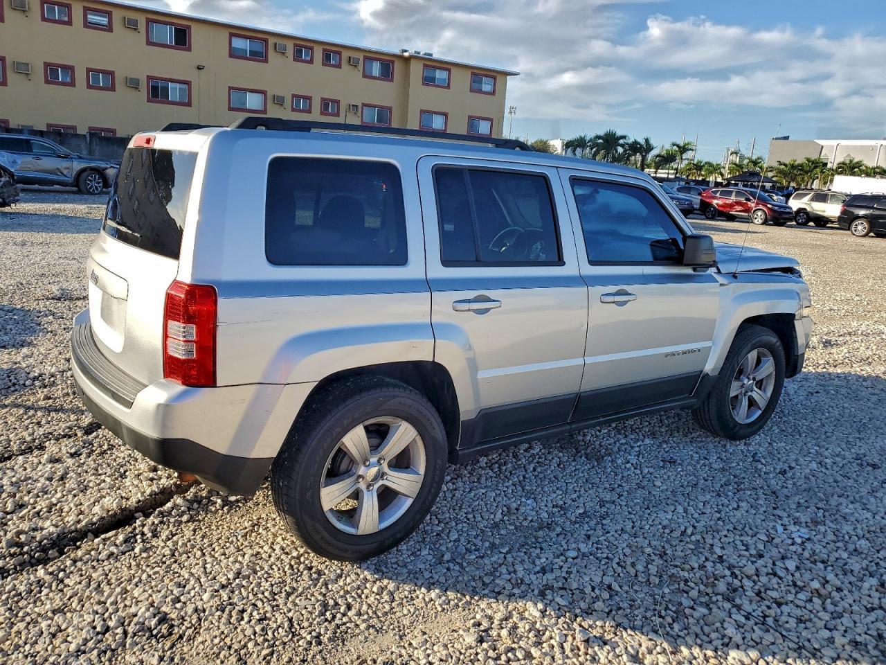 2012 Jeep Patriot Sport - Фото 3