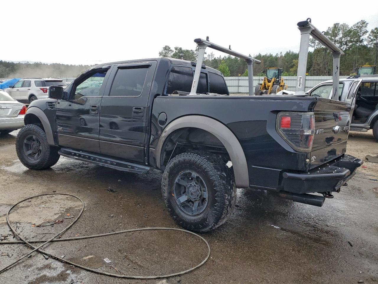 2011 Ford F150 Svt Raptor - Image 2