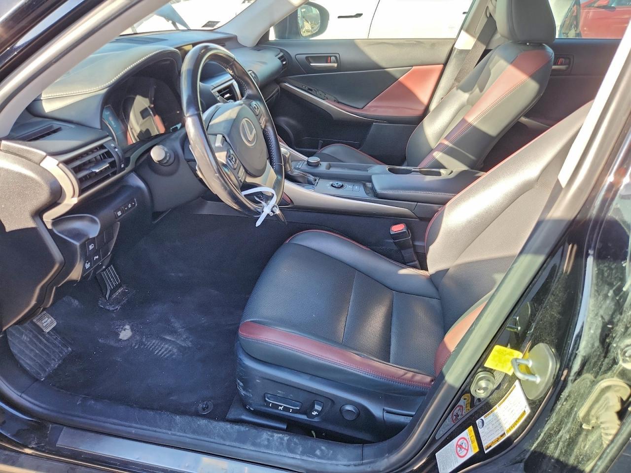 2017 Lexus Is 200T - Фото 7