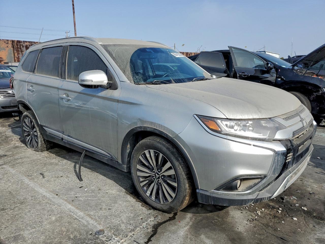 2020 Mitsubishi Outlander Se - Фото 4