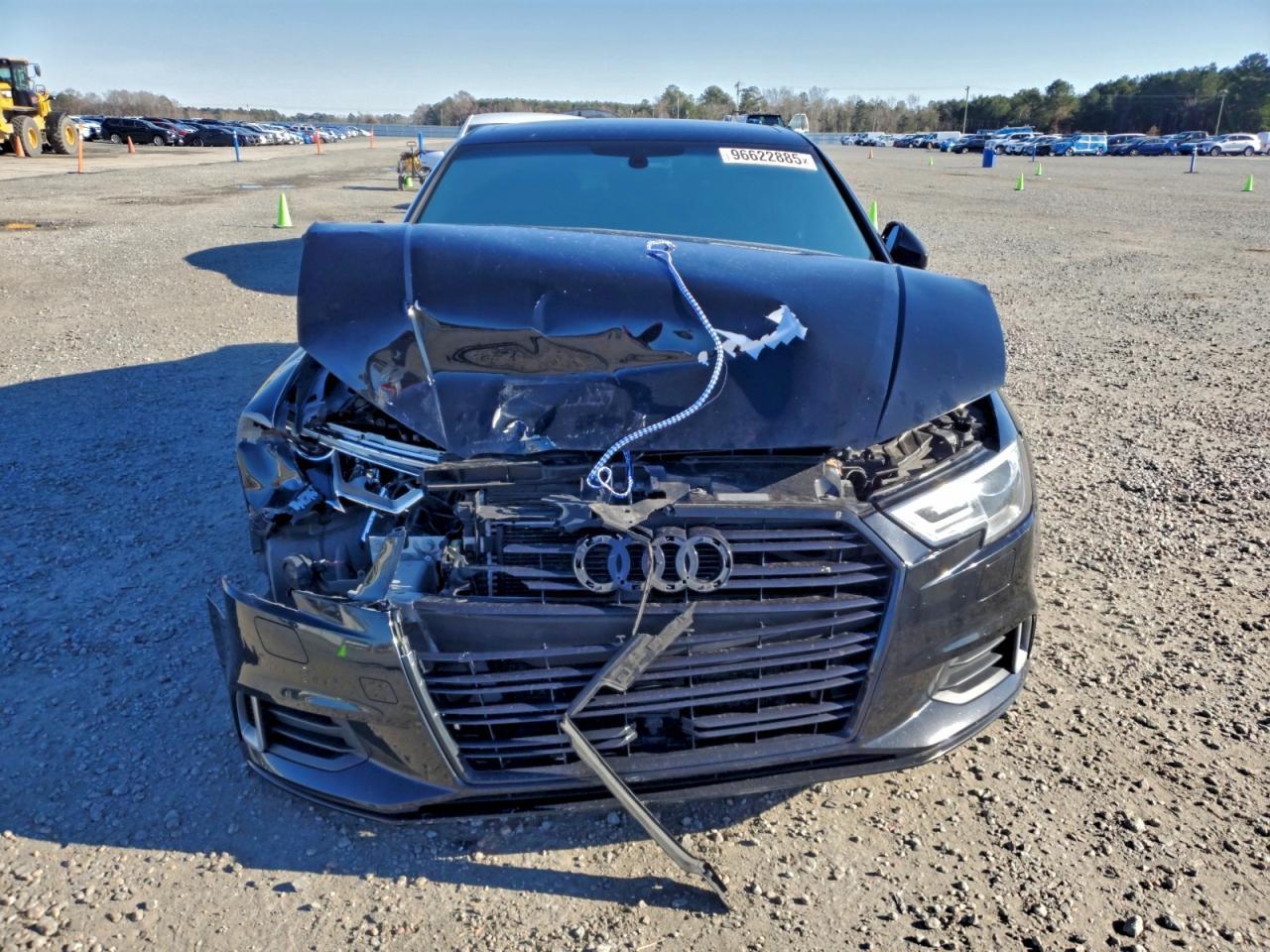 2017 Audi A3 Premium - Фото 5