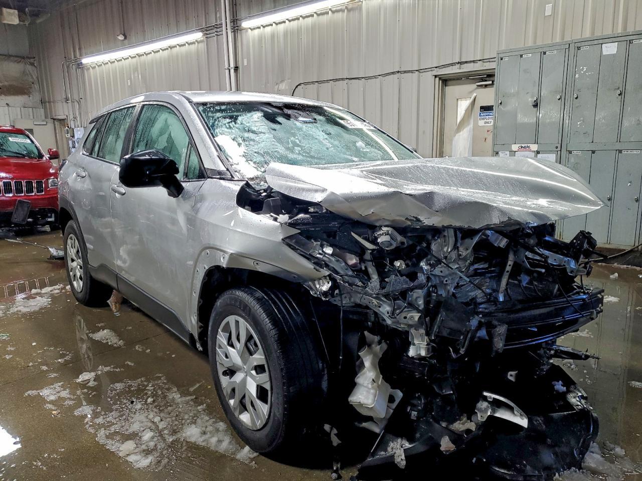 2023 Toyota Corolla Cross L - Фото 4