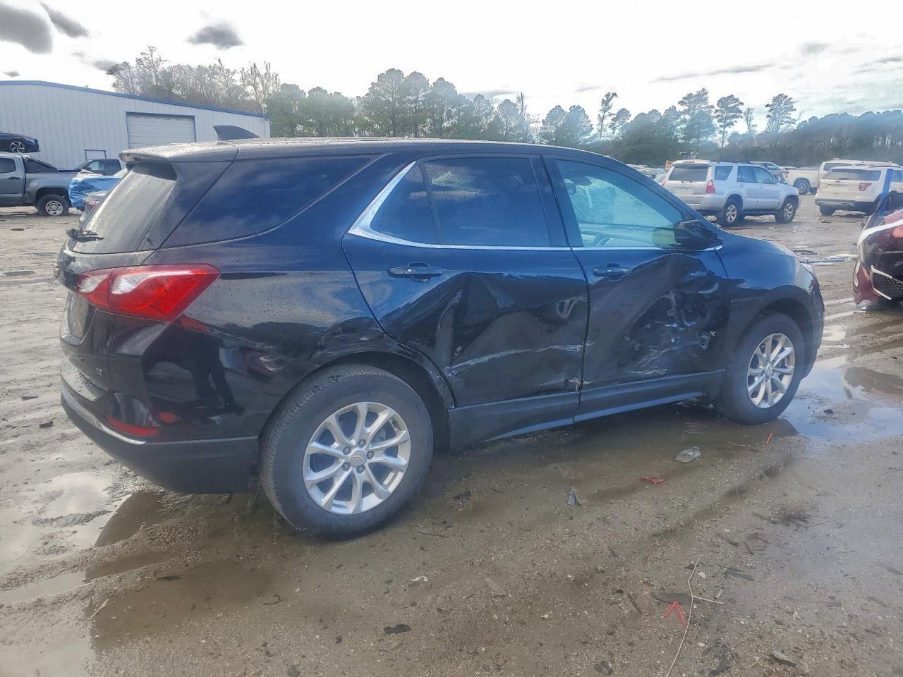 2018 Chevrolet Equinox Lt - Image 3