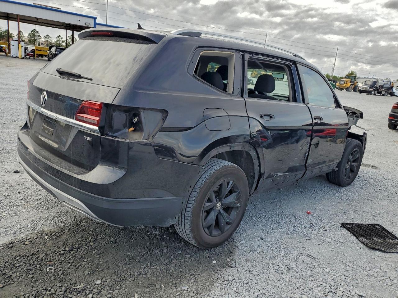 2018 Volkswagen Atlas S - Фото 3