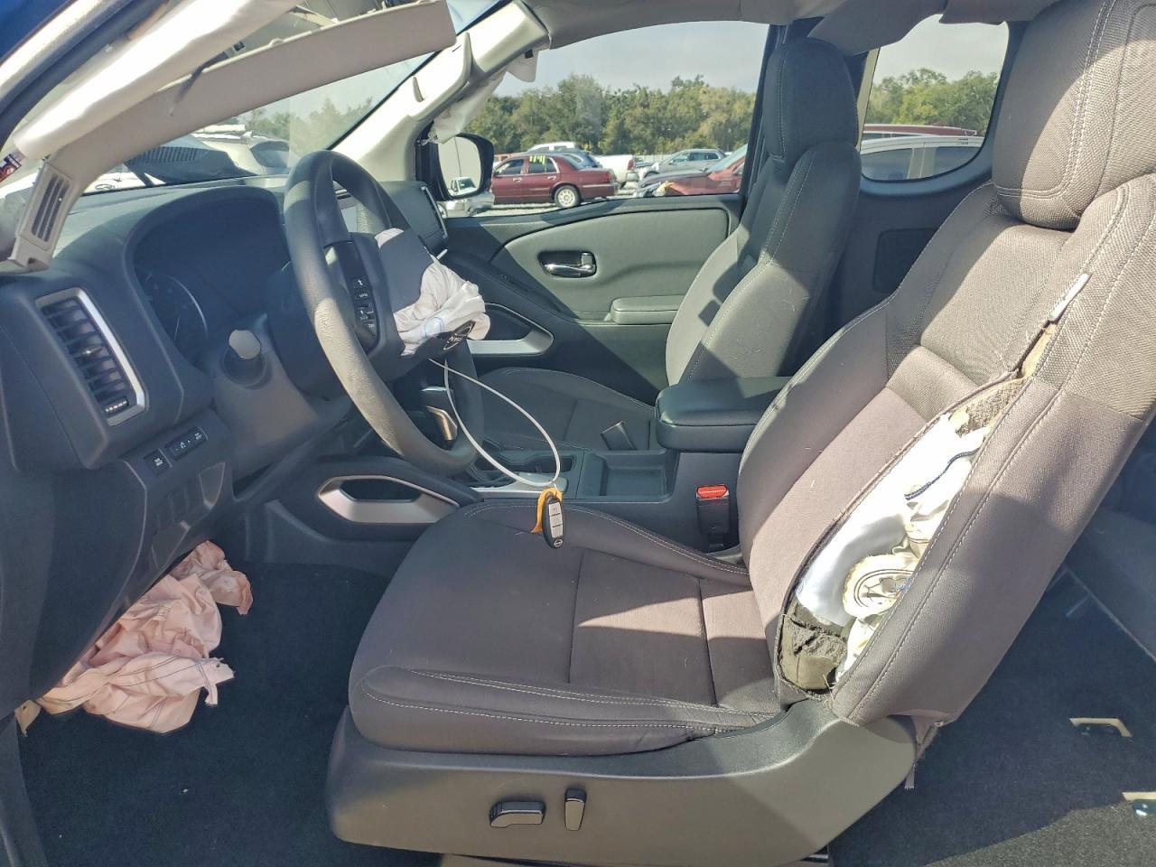 2022 Nissan Frontier S - Фото 7