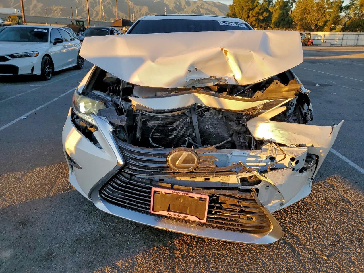 2016 Lexus Es 350 - Фото 5