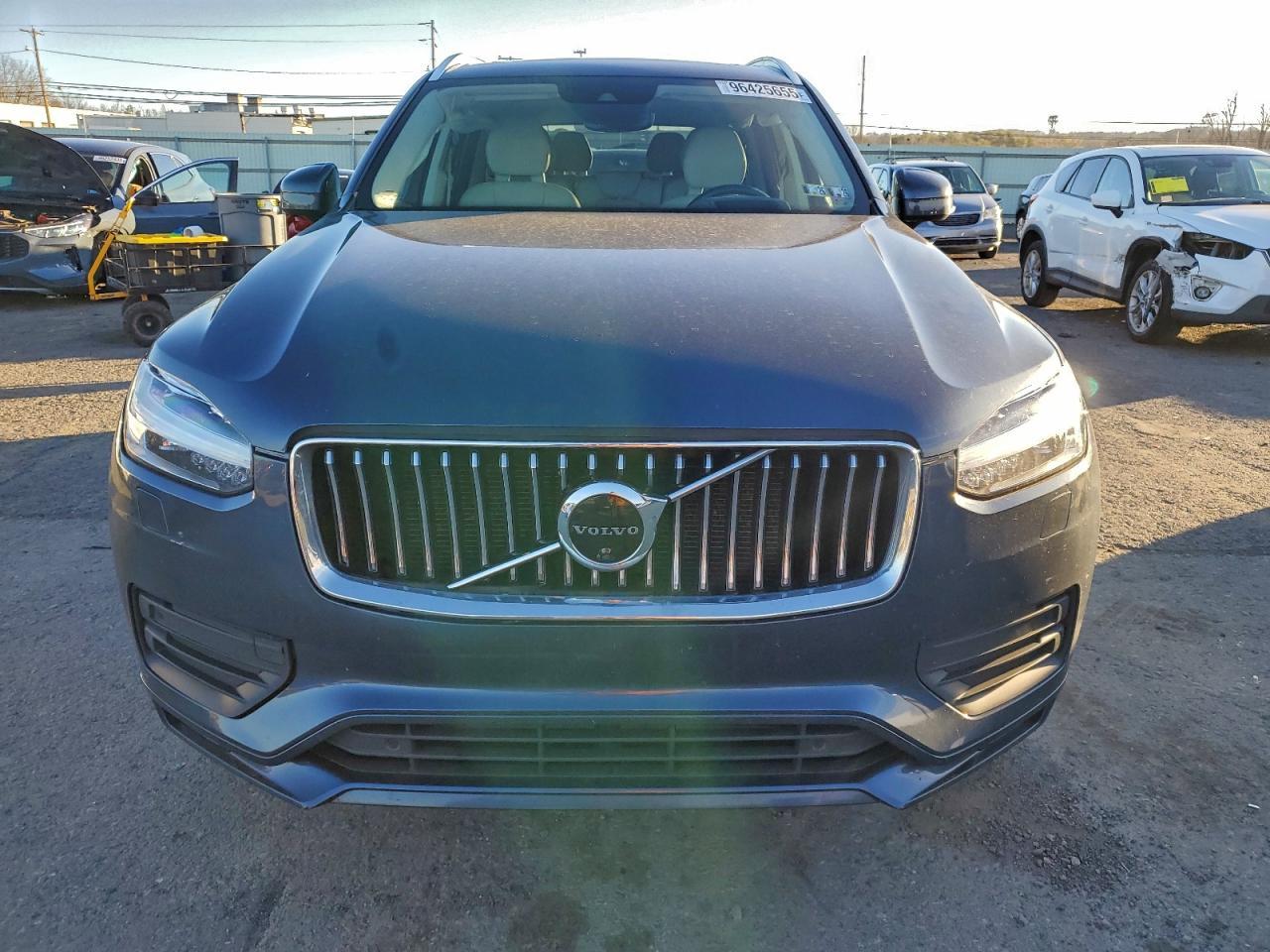 2021 Volvo Xc90 T6 Momentum - Image 5