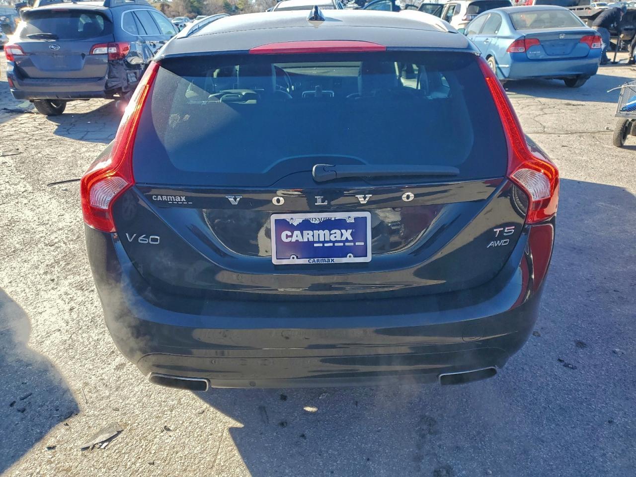 2015 Volvo V60 Platinum - Фото 6