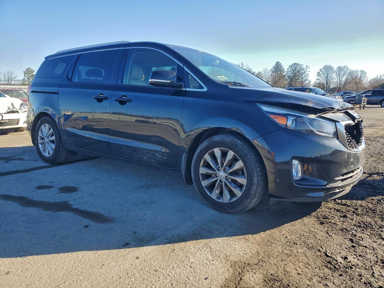 2016 Kia Sedona Ex - Image 4